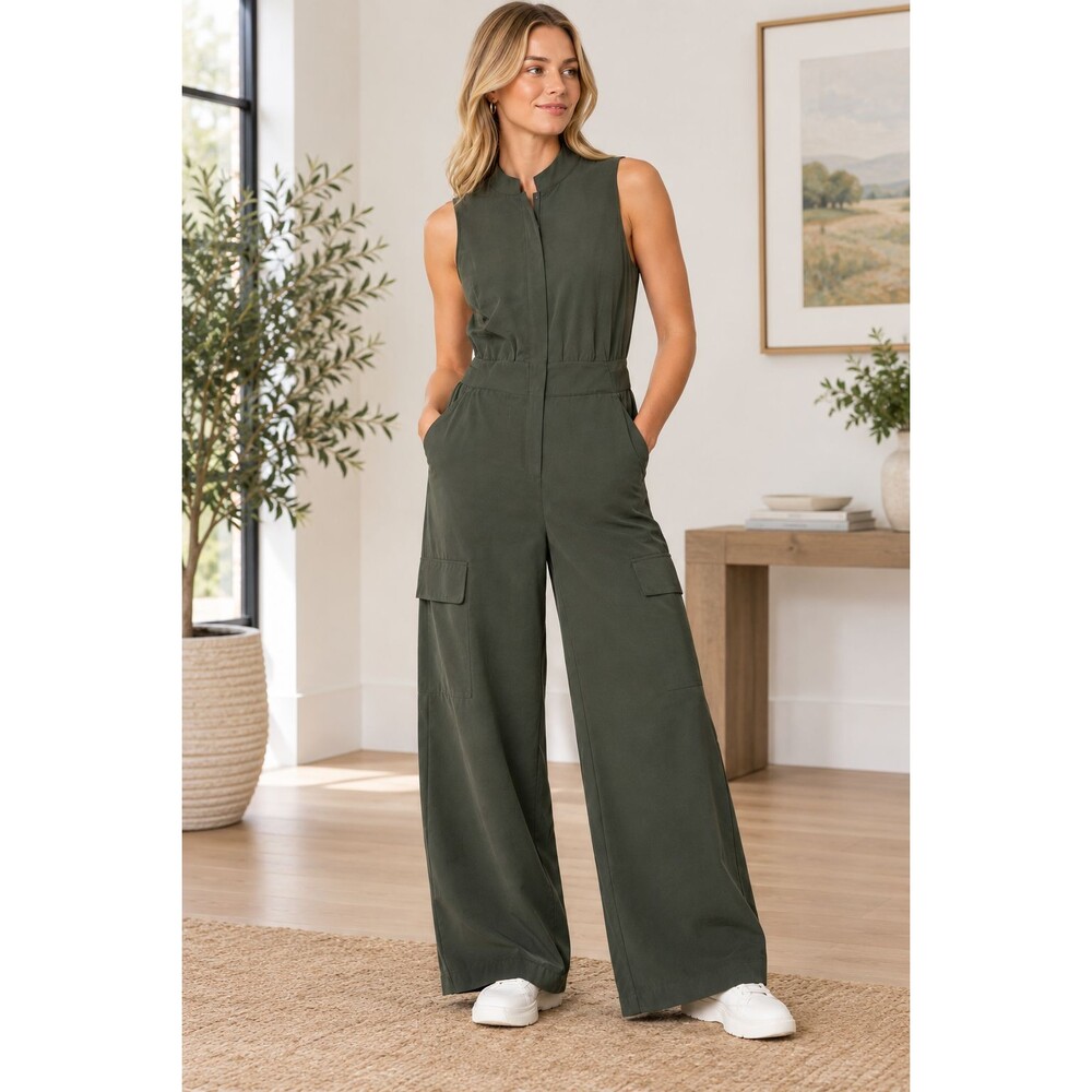 Athleta Brooklyn Utility Jumpsuit Olive Green Cargo Sleeveless Sz 4 Petite (4P)